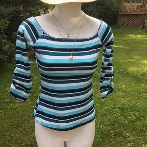 Stretchy on/off shoulder top